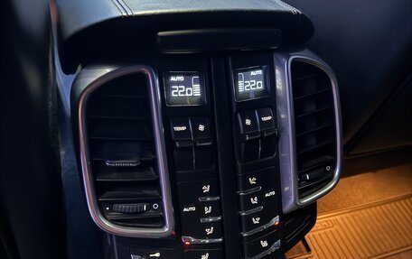 Porsche Cayenne III, 2010 год, 2 250 000 рублей, 10 фотография