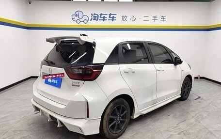 Honda Fit, 2022 год, 830 000 рублей, 3 фотография