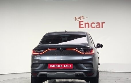 Renault Arkana I, 2025 год, 2 170 000 рублей, 4 фотография