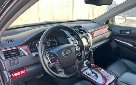 Toyota Camry, 2014 год, 1 380 000 рублей, 13 фотография