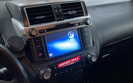 Toyota Land Cruiser Prado 150 рестайлинг 2, 2016 год, 4 200 000 рублей, 12 фотография