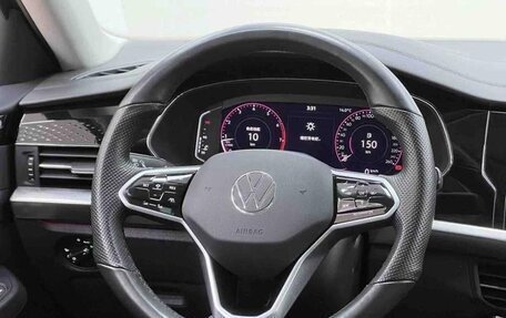 Volkswagen Passat B8 рестайлинг, 2022 год, 1 860 000 рублей, 11 фотография