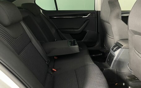 Skoda Octavia, 2015 год, 1 270 000 рублей, 14 фотография