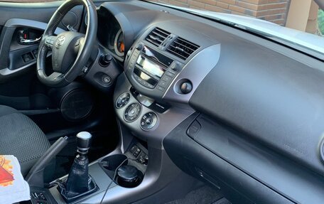 Toyota RAV4, 2012 год, 1 750 000 рублей, 4 фотография