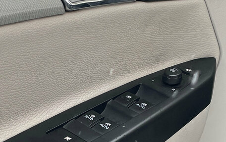 Opel Antara I, 2013 год, 999 999 рублей, 16 фотография