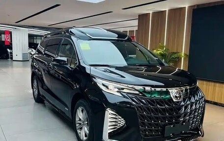 Toyota Sienna, 2025 год, 11 500 000 рублей, 3 фотография