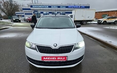 Skoda Rapid I, 2015 год, 950 000 рублей, 14 фотография