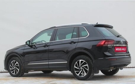 Volkswagen Tiguan II, 2018 год, 2 560 000 рублей, 7 фотография