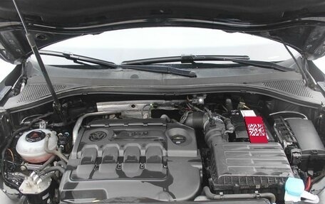 Volkswagen Tiguan II, 2018 год, 2 560 000 рублей, 11 фотография