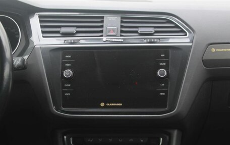 Volkswagen Tiguan II, 2018 год, 2 560 000 рублей, 16 фотография