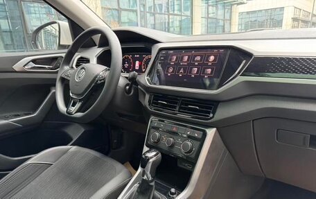 Volkswagen T-Cross I, 2022 год, 1 320 000 рублей, 16 фотография