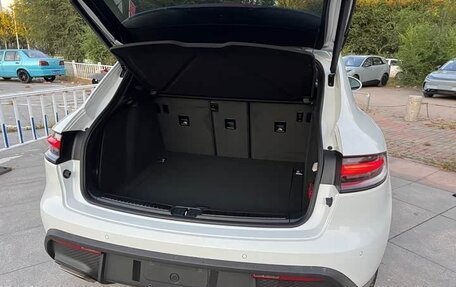 Porsche Macan I рестайлинг, 2025 год, 9 640 000 рублей, 11 фотография