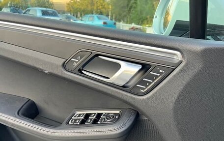 Porsche Macan I рестайлинг, 2025 год, 9 640 000 рублей, 12 фотография