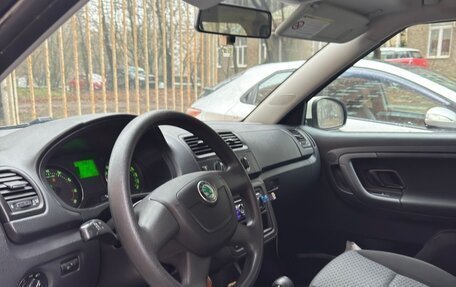 Skoda Fabia II, 2012 год, 800 000 рублей, 3 фотография