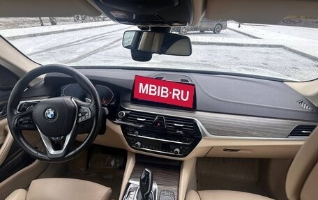 BMW 5 серия, 2019 год, 3 900 000 рублей, 4 фотография