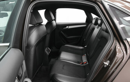 Audi A4, 2011 год, 1 390 000 рублей, 13 фотография