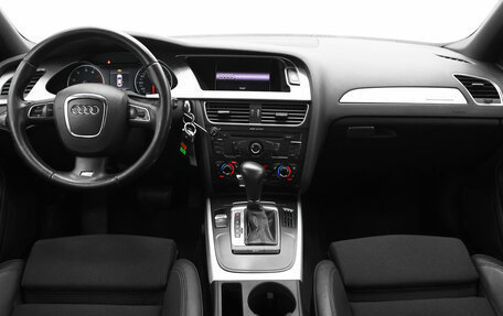 Audi A4, 2011 год, 1 390 000 рублей, 5 фотография