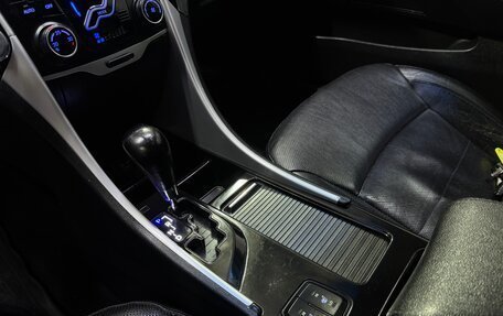 Hyundai Sonata VI, 2011 год, 920 000 рублей, 15 фотография