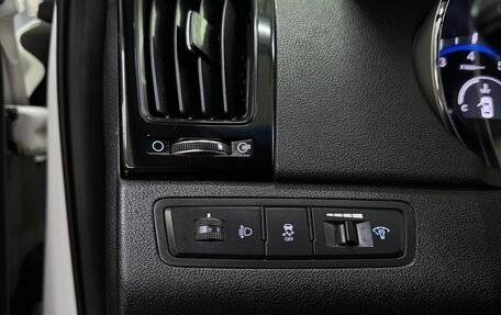 Hyundai Sonata VI, 2011 год, 920 000 рублей, 17 фотография