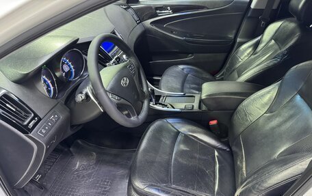 Hyundai Sonata VI, 2011 год, 920 000 рублей, 19 фотография