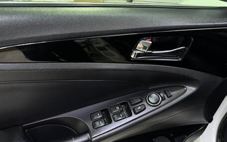 Hyundai Sonata VI, 2011 год, 920 000 рублей, 18 фотография