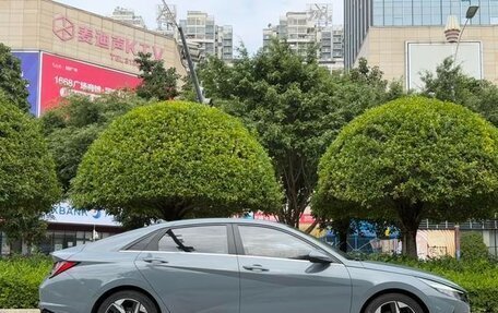 Hyundai Elantra, 2022 год, 1 150 000 рублей, 4 фотография