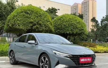 Hyundai Elantra, 2022 год, 1 150 000 рублей, 3 фотография