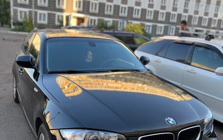 BMW 1 серия, 2010 год, 760 000 рублей, 1 фотография