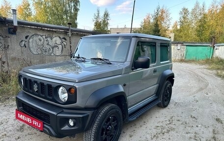 Suzuki Jimny, 2020 год, 2 950 000 рублей, 23 фотография