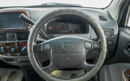 Toyota Raum I, 2001 год, 399 000 рублей, 11 фотография