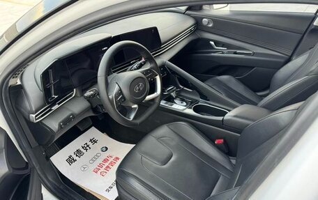 Hyundai Elantra, 2022 год, 1 163 000 рублей, 8 фотография