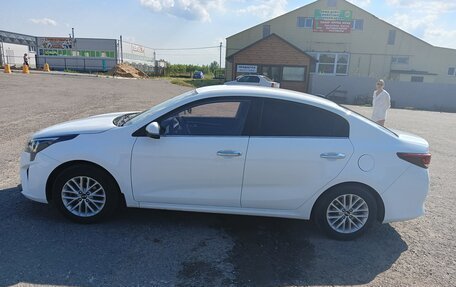 KIA Rio IV, 2020 год, 1 550 000 рублей, 4 фотография