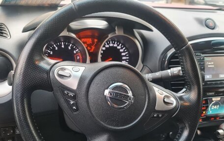 Nissan Juke II, 2012 год, 900 000 рублей, 8 фотография