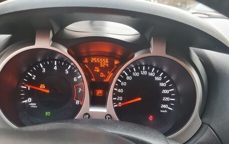 Nissan Juke II, 2012 год, 900 000 рублей, 7 фотография