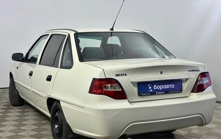 Daewoo Nexia I рестайлинг, 2011 год, 320 000 рублей, 3 фотография