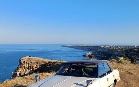 Toyota Crown, 1983 год, 1 350 000 рублей, 3 фотография