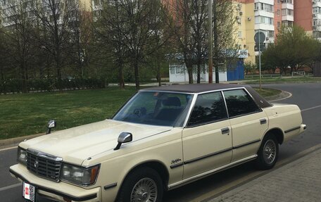 Toyota Crown, 1983 год, 1 350 000 рублей, 4 фотография