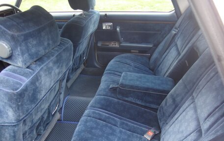 Toyota Crown, 1983 год, 1 350 000 рублей, 21 фотография