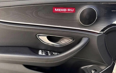 Mercedes-Benz E-Класс, 2018 год, 3 360 000 рублей, 14 фотография