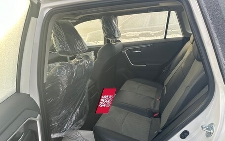 Toyota RAV4, 2025 год, 4 050 000 рублей, 8 фотография