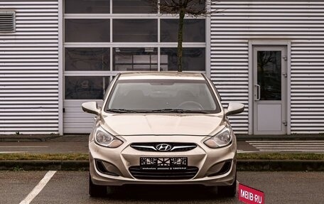 Hyundai Solaris II рестайлинг, 2014 год, 825 000 рублей, 2 фотография