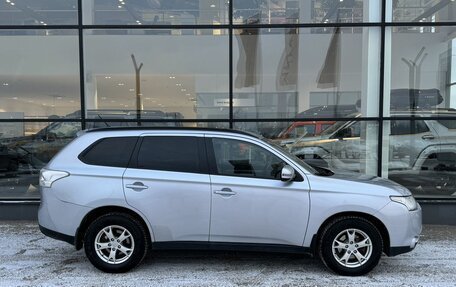 Mitsubishi Outlander III рестайлинг 3, 2013 год, 1 280 000 рублей, 5 фотография