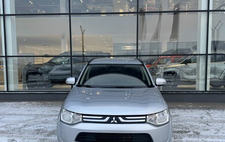 Mitsubishi Outlander III рестайлинг 3, 2013 год, 1 280 000 рублей, 3 фотография