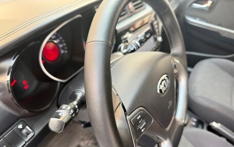 KIA Rio III рестайлинг, 2015 год, 985 000 рублей, 13 фотография