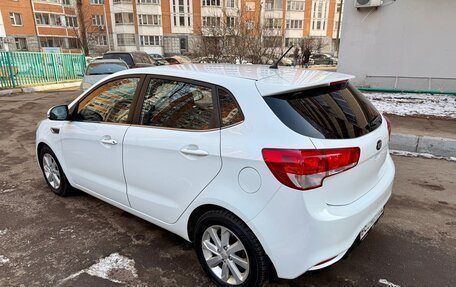KIA Rio III рестайлинг, 2015 год, 985 000 рублей, 4 фотография