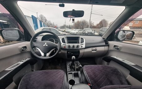 Mitsubishi L200 IV рестайлинг, 2010 год, 1 390 000 рублей, 10 фотография