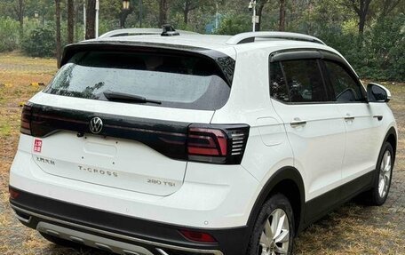 Volkswagen T-Cross I, 2022 год, 1 310 000 рублей, 7 фотография