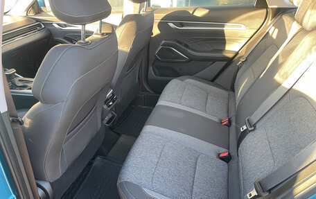 Geely Emgrand, 2023 год, 1 670 000 рублей, 13 фотография