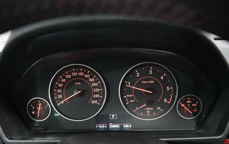 BMW 3 серия, 2013 год, 1 750 000 рублей, 15 фотография