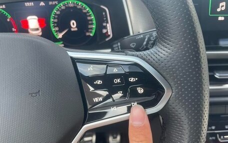 Volkswagen T-Roc I, 2022 год, 1 360 000 рублей, 15 фотография